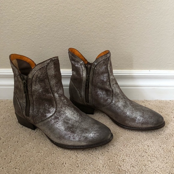 seychelles metallic booties